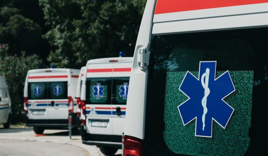 黄山救护车转运病人过路高速收费吗?